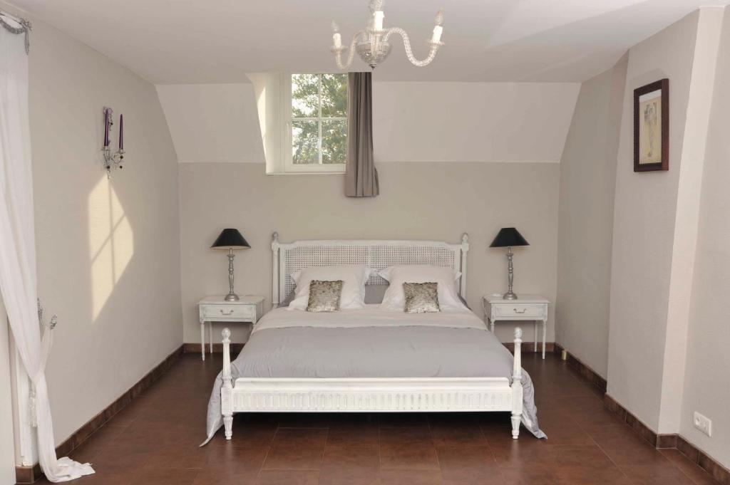 Chambres Et Tables D'Hotes Le Voriou Couddes Phòng bức ảnh